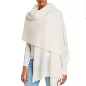 100% cashmere sweater wrap from Bloomingdale's NWT
